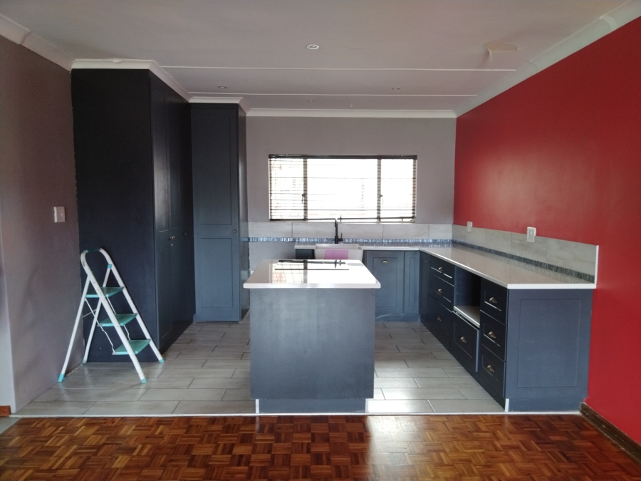 To Let 2 Bedroom Property for Rent in Cambridge Eastern Cape